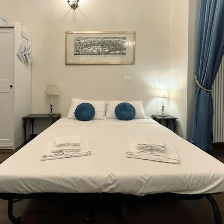 Giano Host - Lomellini Apartment *