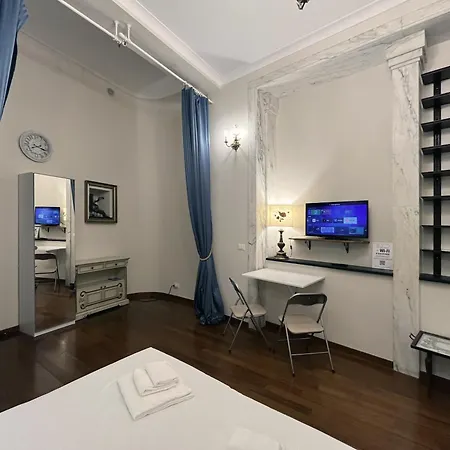 Giano Host - Lomellini Apartment Genoa